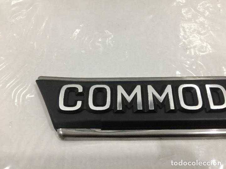 Coches y motocicletas: OPEL COMMODORE EMBLEMA ORIGINAL - Foto 2
