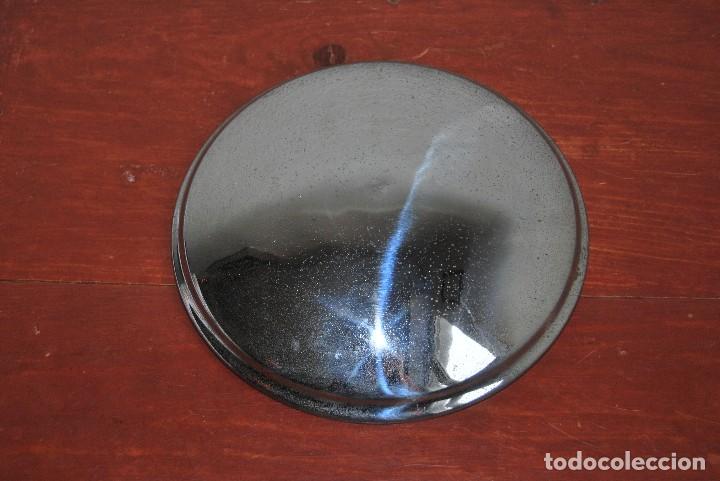 Autos und Motorr&auml;der: TAPACUBOS - COCHE - A&Ntilde;OS 60 - DI&Aacute;METRO 25,5 CM.