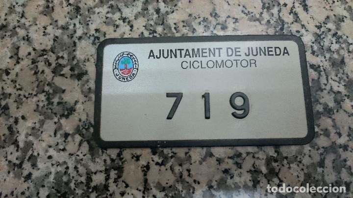 Autos und Motorr&auml;der: MATRICULA CICLOMOTOR AJUNTAMENT DE JUNEDA . 719