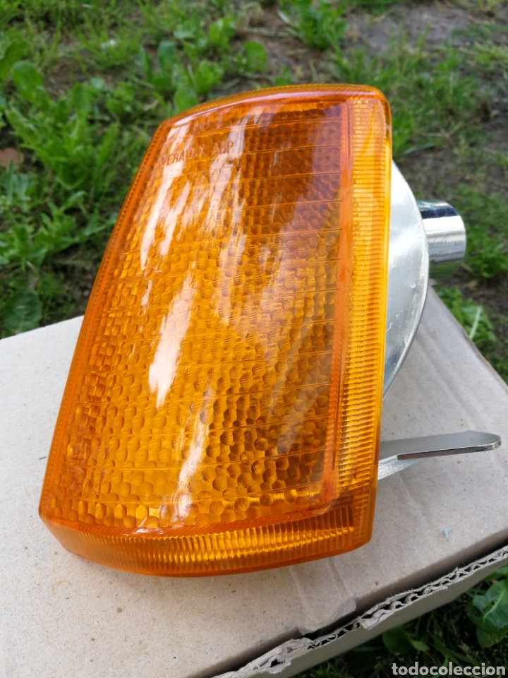 Coches y Motocicletas: PILOTO INTERMITENTE IZQUIERDO DELANTERO PARA PEUGEOT 205, NUEVO!!!.