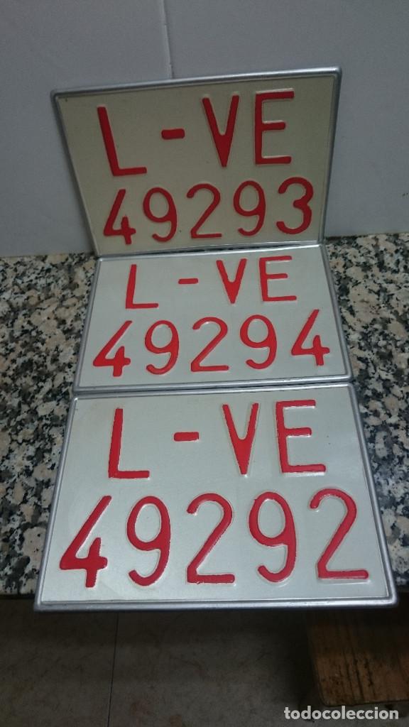 Autos und Motorr&auml;der: LOTE 3 MATRICULAS N&ordm; L - VE 49292 - 49293-49294. n&ordm; CORRELATIVOS.