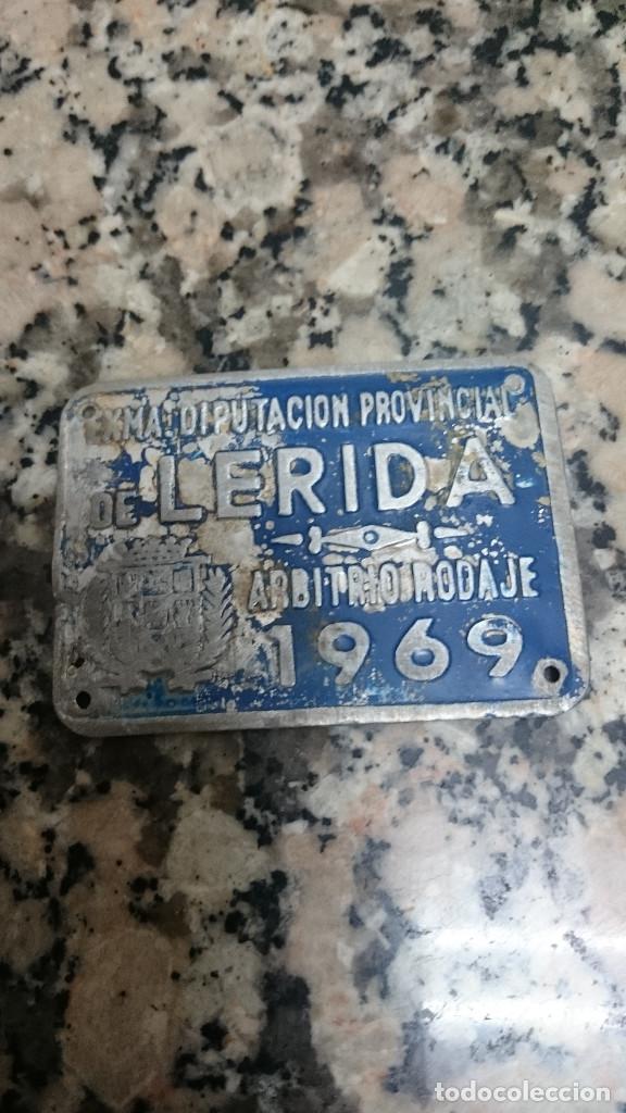 Voitures et Motocyclettes: PLACA BICICLETA EXMA.DIPUTACION PROVINCIAL DE LERIDA A&Ntilde;O 1969