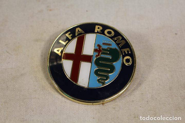Voitures et Motocyclettes: CHAPA EMBLEMA DE ALFA ROMEO