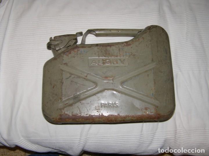 Autos und Motorr&auml;der: Dep&oacute;sito lata de combustible para moto, a&ntilde;os 40-60, marca AUBRY.