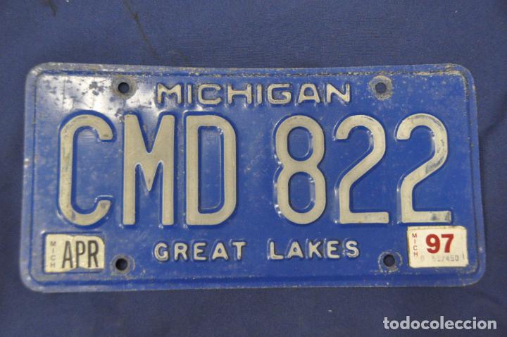 Voitures et Motocyclettes: Placa matr&iacute;cula de coche o autom&oacute;vil. Estados Unidos. Michigan