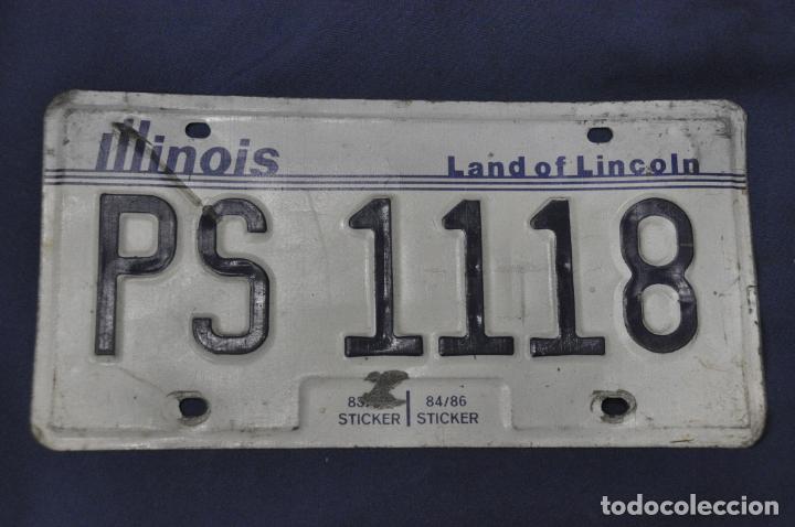 Voitures et Motocyclettes: Placa matr&iacute;cula de coche o autom&oacute;vil. Estados Unidos. Illinois.
