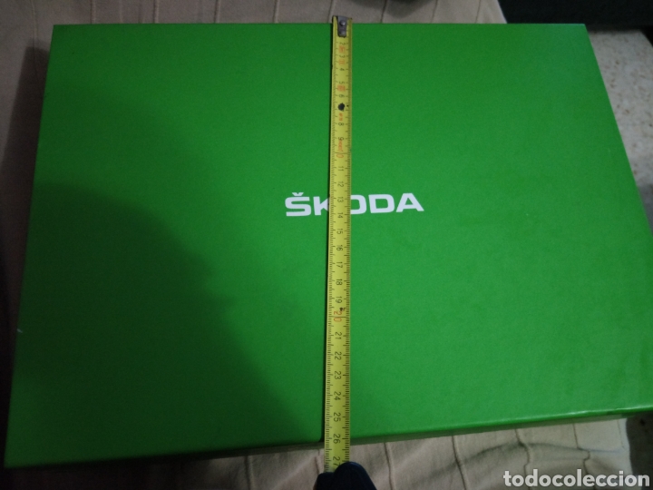 Voitures et Motocyclettes: Detalles Simpli Clever de Skoda