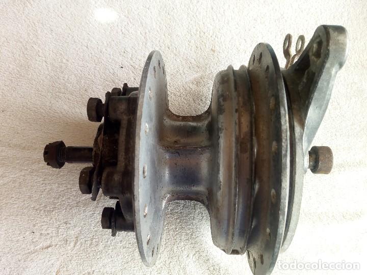 Autos und Motorr&auml;der: Tambor trasera de Honda 125-250