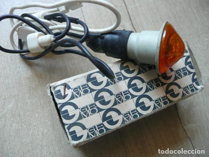 Coches y Motocicletas: SIMCA-CHRYSLER=INDICADOR LATERAL GEMO L&middot;14/110= (RECAMBIO NUEVO)