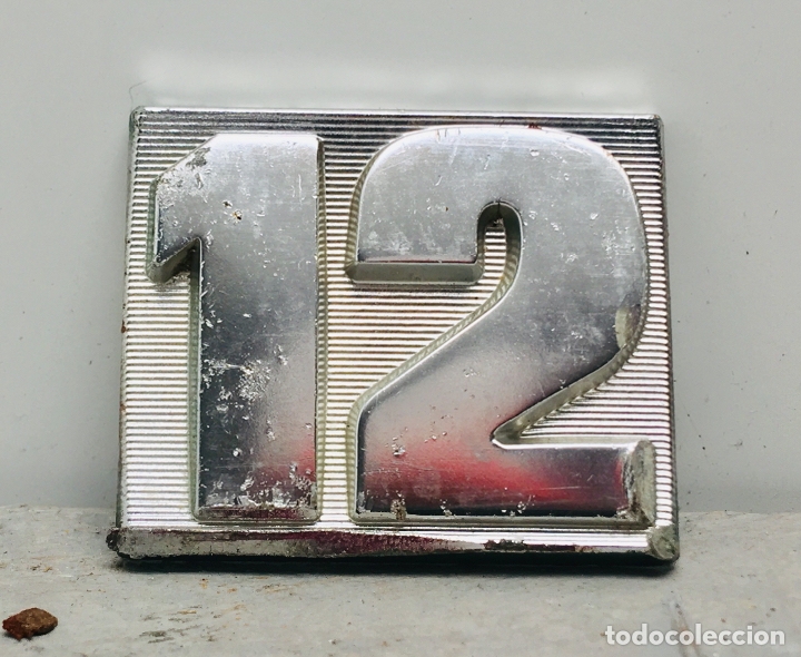 Coches y Motocicletas: PLACA DE NUMERO 12 DE COCHE CITROEN RENAULT PEUGEOT O SEAT CHAPA INSIGNIA MODELO