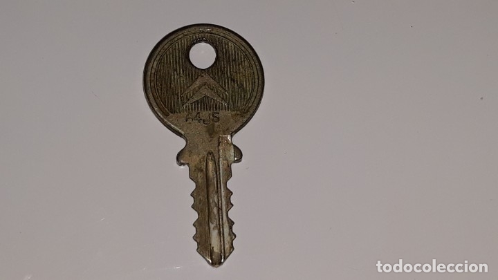 Coches y Motocicletas: ANTIGUA LLAVE DE COCHE CITROEN A&Ntilde;OS 60 70 MARCA ABSA A4JS PROBABLEMENTE DEL 2 CV GS