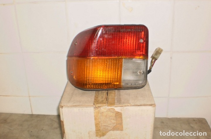 Autos und Motorr&auml;der: ALTISSIMO 25.5330/1-S - PILOTO TRASERO TRASERO IZQUIERDO (ALFA ROMEO ALFASUD SERIES)