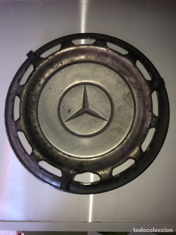 Automobili e Motociclette: MERCEDES-TAPACUBOS ANTIGUO ORIGINAL.