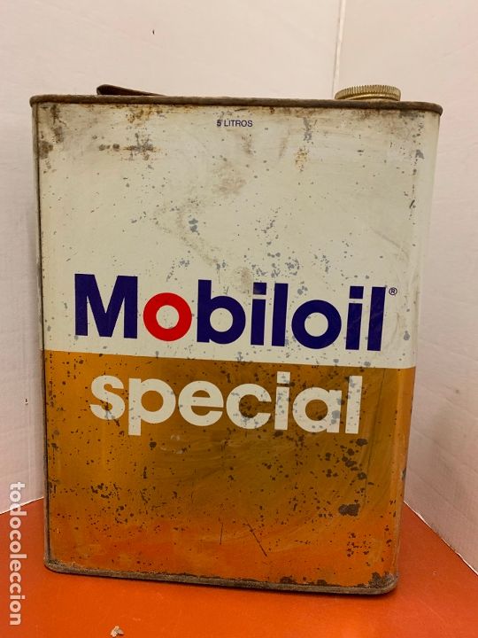 Automobili e Motociclette: Antigua lata de aceite para automovil. MOBIL OIL SPECIAL. Mide aprox 28cms altura