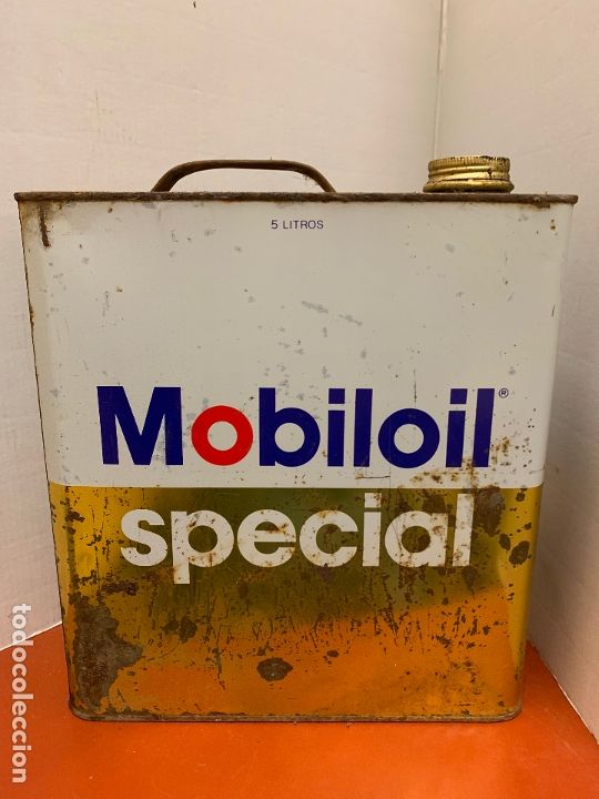 Automobili e Motociclette: Antigua lata de aceite para automovil. MOBIL OIL SPECIAL. Mide aprox 25cms altura