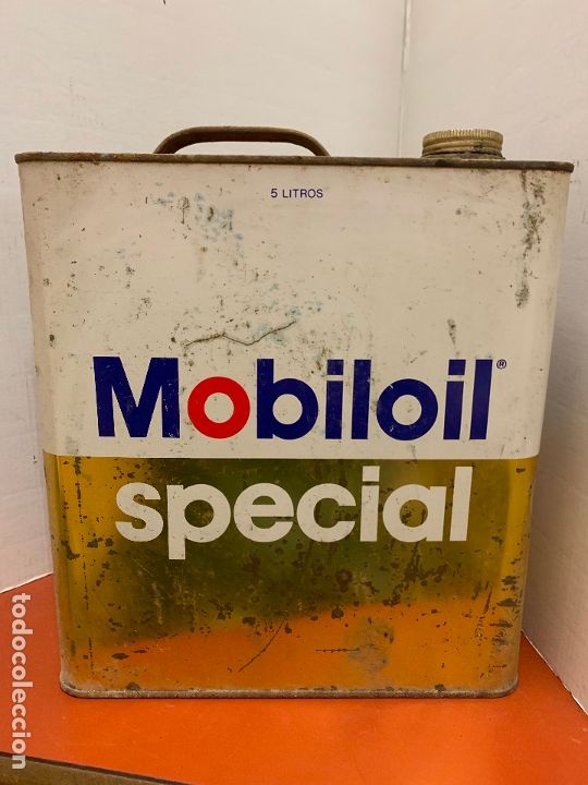 Automobili e Motociclette: Antigua lata de aceite para automovil. MOBIL OIL SPECIAL. Mide aprox 25cms altura