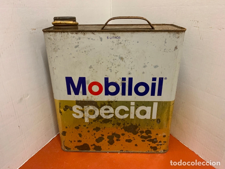 Automobili e Motociclette: Antigua lata de aceite para automovil. MOBIL OIL SPECIAL. Mide aprox 25cms altura