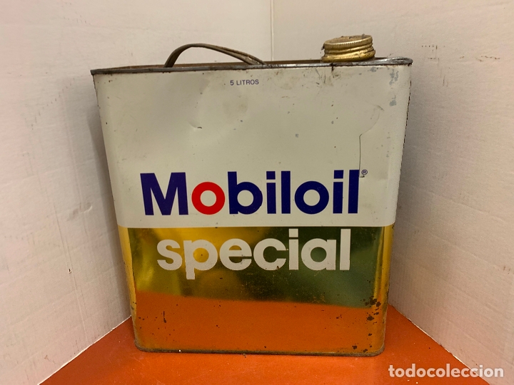 Automobili e Motociclette: Antigua lata de aceite para automovil. MOBIL OIL SPECIAL. Mide aprox 25cms altura