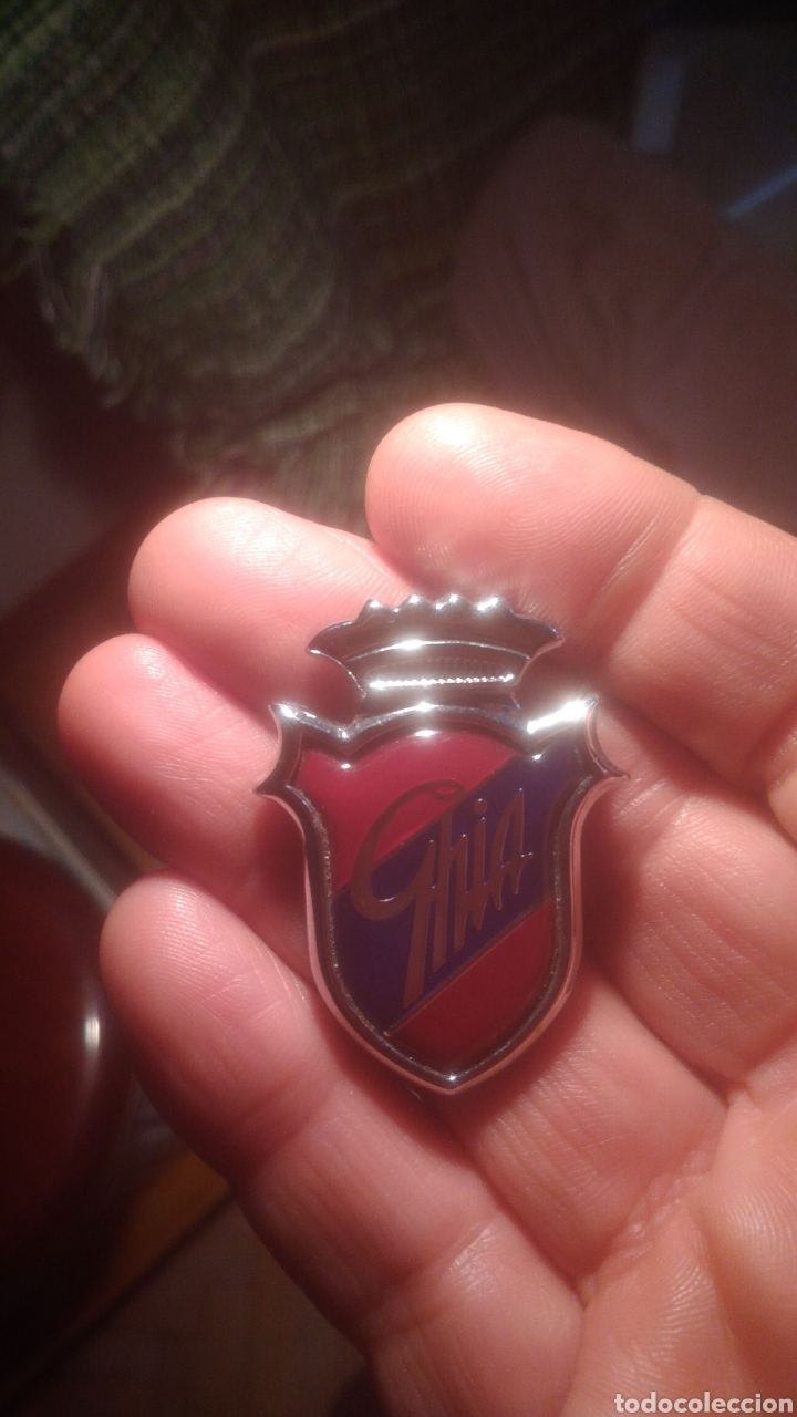 Autos und Motorr&auml;der: FORD. GHIA. EMBLEMA ESMALTADO. VER FOTOS.