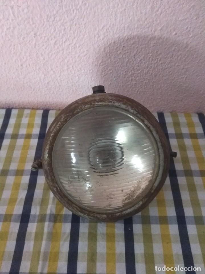 Autos und Motorr&auml;der: Farol antiguo de motos