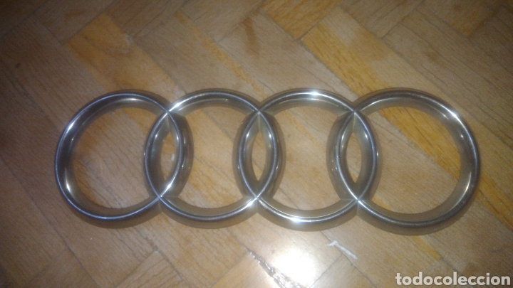 Automobili e Motociclette: AUDI. EMBLEMA GRANDE. BIEN CONSERVADO. VER FOTOS.