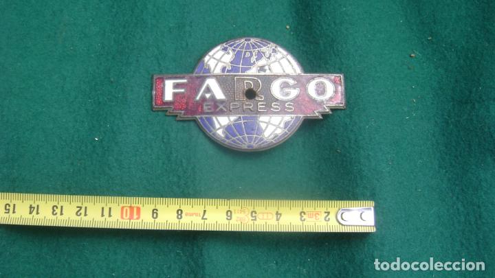 Automobili e Motociclette: FARGO OLD ENAMEL EMBLEM EMBLEMA ESMALTE VER FOTOS