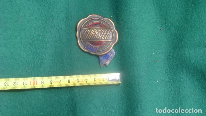 Coches y Motocicletas: CHRYSLER  RARE AND OLD EMBLEM EMBLEMA ESMALTE ENAMEL VER FOTOS
