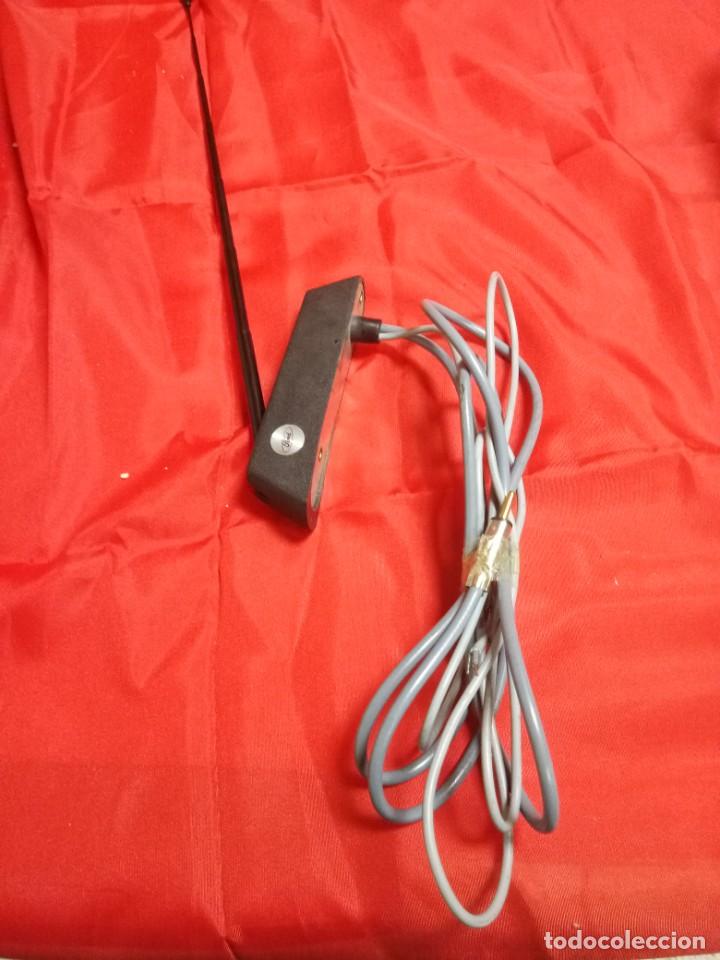 Autos und Motorr&auml;der: Antena Ford electronica