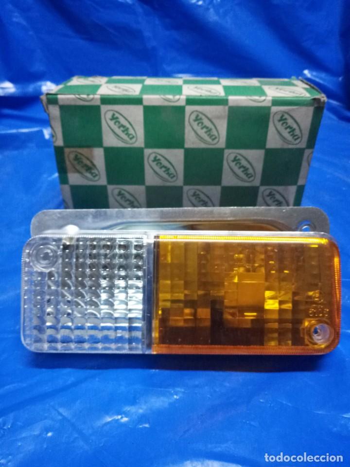 Autos und Motorr&auml;der: Piloto delantero Renault