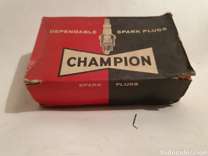 Automobili e Motociclette: CHAMPION. MADE IN USA. 5 BUJIAS. A&Ntilde;OS 50.