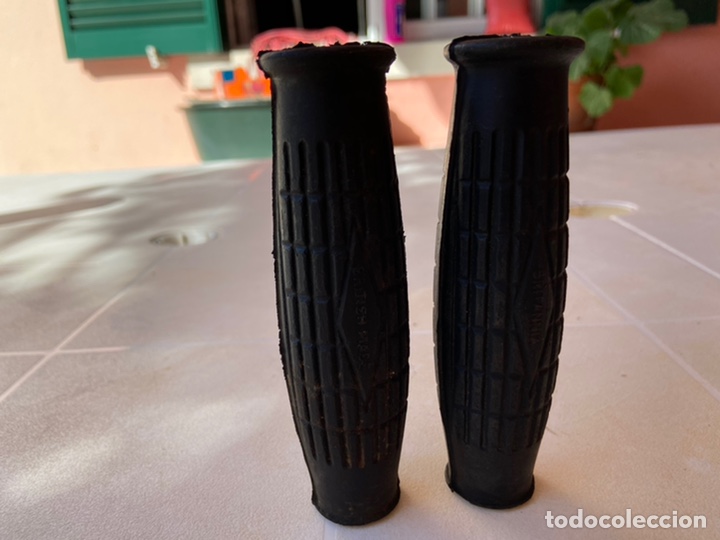 Automobili e Motociclette: CIRCA 1940 PU&Ntilde;OS/ MANGUITOS ANTIGUOS PARA MOTOCICLETA
