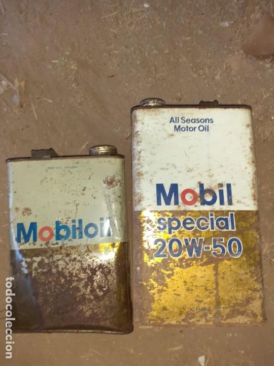 Autos und Motorr&auml;der: 2 antigua lata aceite motor mobiloil mobil de 2 tama&ntilde;o 3,3 y 5 litros vacias,ver fotos