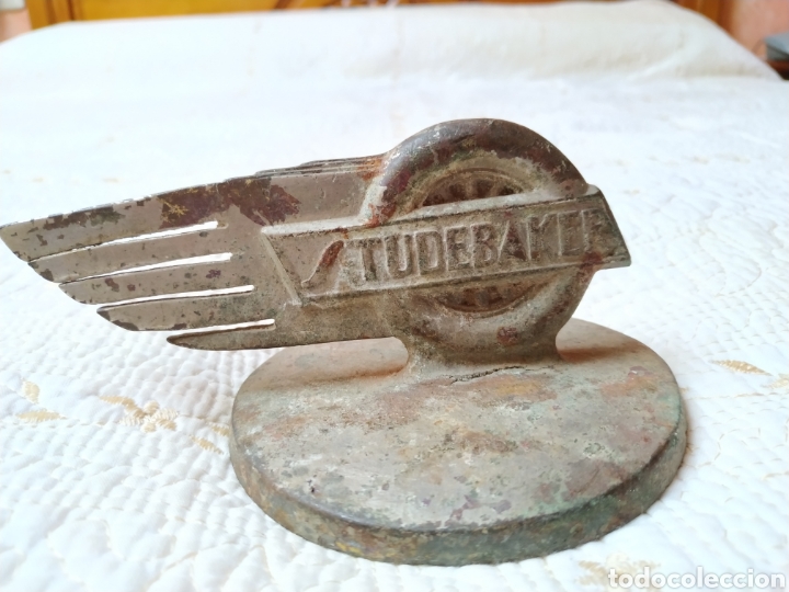 Coches y motocicletas: Insignia capo Pickup Studebaker - Foto 2