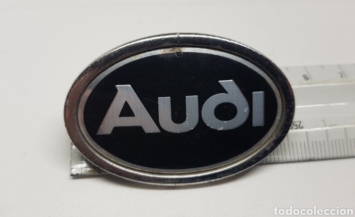 Autos und Motorr&auml;der: Insignia - emblema - placa - audi - car196