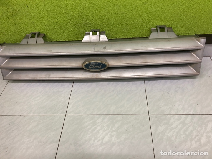 Autos und Motorr&auml;der: REJILLA DELANTERA-FORD GRANADA