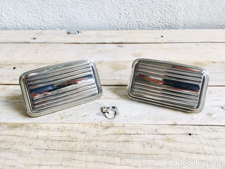 Automobili e Motociclette: LOTE DE DOS CENICEROS DE COCHE CL&Aacute;SICO DODGE 3700 GT Y PEGASO DE AUTOCARES BARREIROS PARA COLILLAS