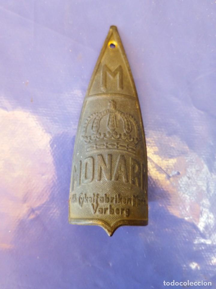 Coches y motocicletas: Chapa de Monark - Foto 1