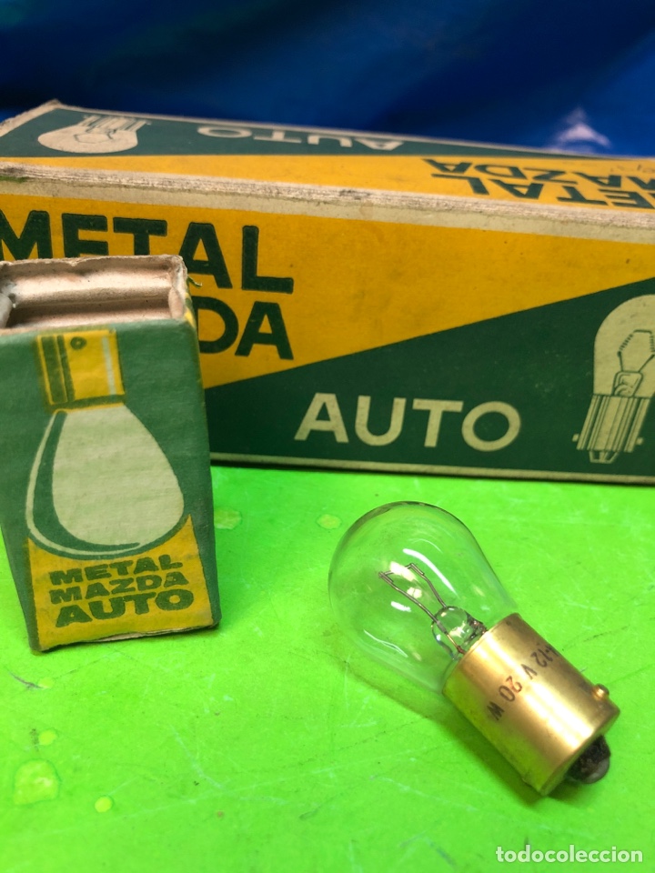 Automobili e Motociclette: L&Aacute;MPARA 12V- 20 w pitones centrados