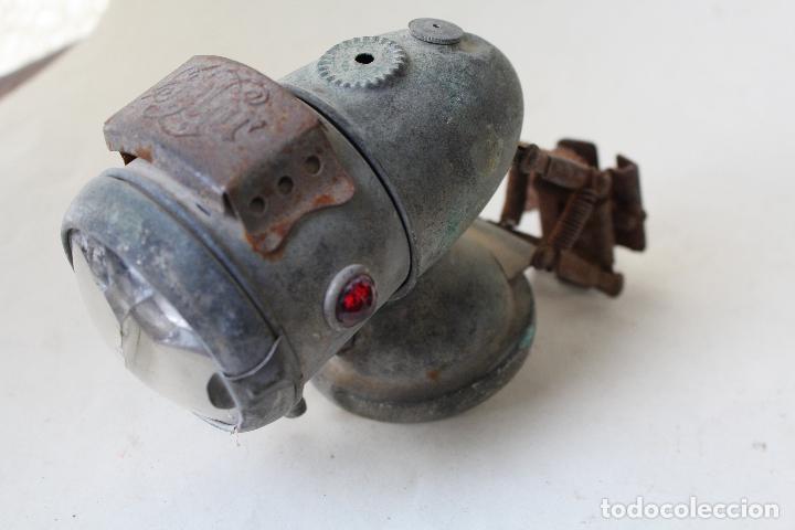 Coches y Motocicletas: Faro carburo bicicleta o moto antigua
