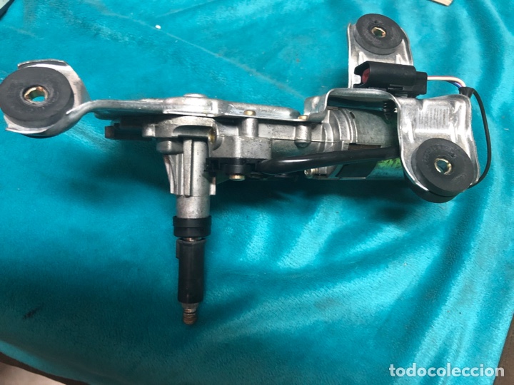 Autos und Motorr&auml;der: MOTOR LIMPIAPARABRISAS TRASERO seminuevo ( FORD FIESTA 95 al 99 )