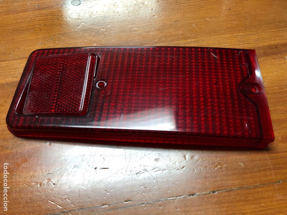 Coches y Motocicletas: TULIPA PILOTO TRASERO DERECHO-SEAT 127