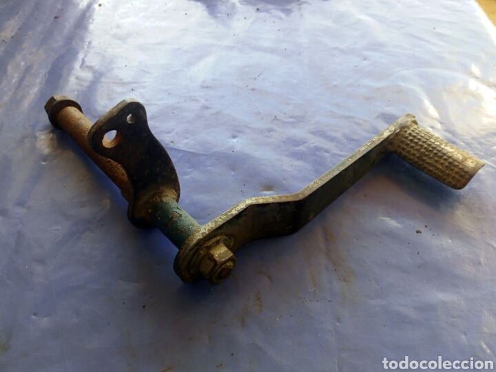 Autos und Motorr&auml;der: Pedal de freno del ciclomotor