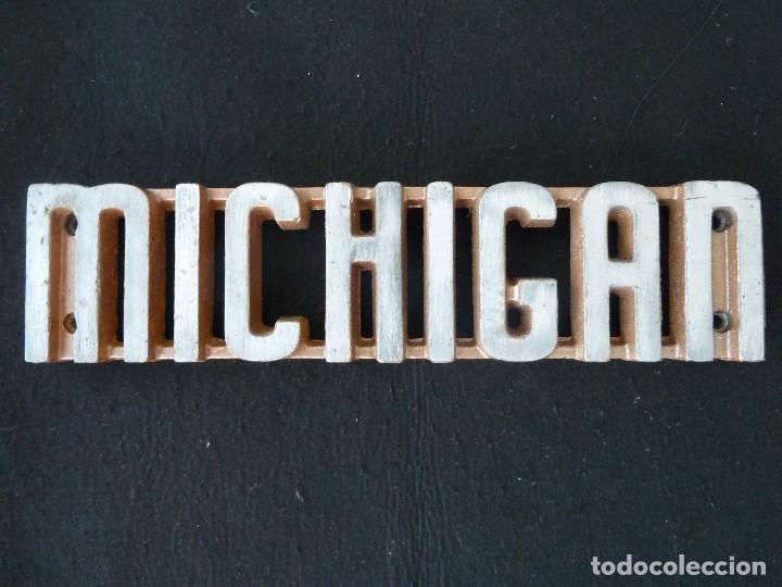 Autos und Motorr&auml;der: EMBLEMA/LOGOTIPO METALICO-MICHIGAN-MAQUINARIA PESADA