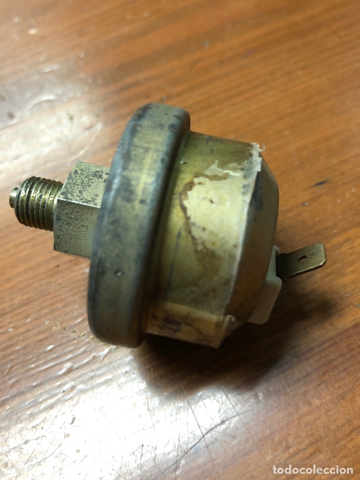 Autos und Motorr&auml;der: MANOCONTACTO TRANSMISOR JAEGER 85611205 - 12 v rosca 10