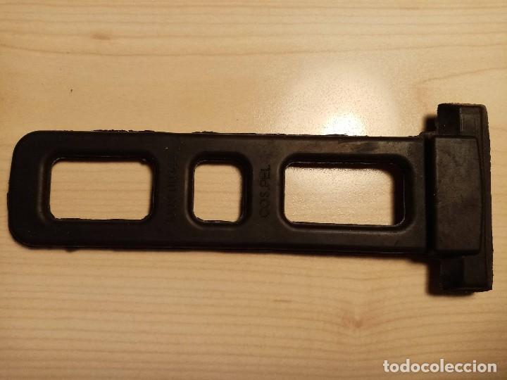 Autos und Motorr&auml;der: Correa Guardabarros Scania L180 COS.PEL 1003.00144