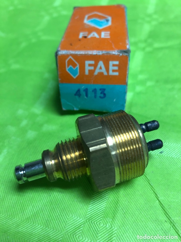 Autos und Motorr&auml;der: INTERRUPTOR MARCHA ATR&Aacute;S -FAE 4113 ( CAMIONES MERCEDES BENZ )