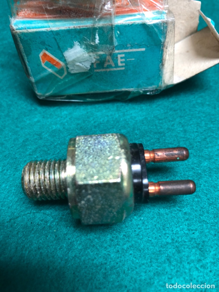 Autos und Motorr&auml;der: INTERRUPTOR STOP HIDR&Aacute;ULICO 2202 ( SIMCA 900-1000-1200) rosca 11x125