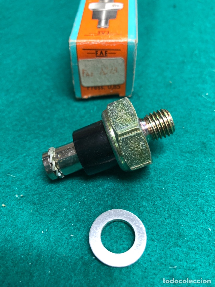 Coches y Motocicletas: MANOCONTACTO DE ACEITE FAE 1213 (LAND ROVER SANTANA de 1964 en adelante