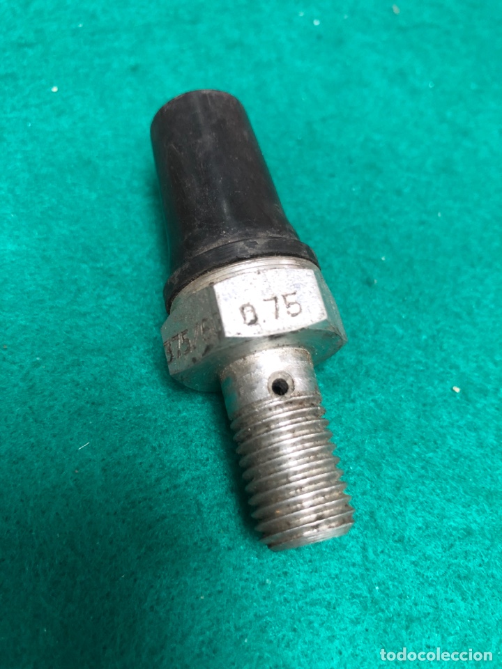 Coches y Motocicletas: MANOCONTACTO presi&oacute;n 0,75 rosca 12/150 ( CITROEN 2CV-