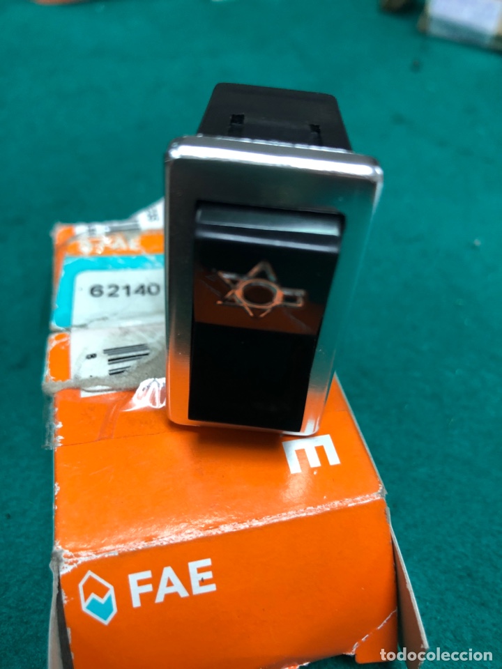 Automobili e Motociclette: INTERRUPTOR LUZ CIUDAD-FAE 62140 ( CAMI&Oacute;N EBRO SERIE E )